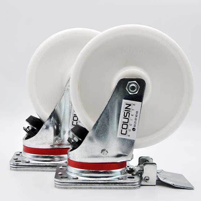 Roulette étanche chape zinguée avec freins fixe